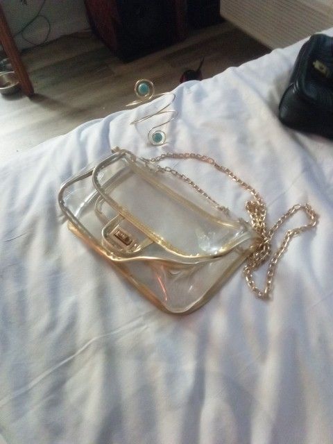 Small Purse W/ Matching Jewlry