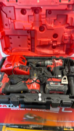 Milwaukee 2 tool combo kit 3697-22