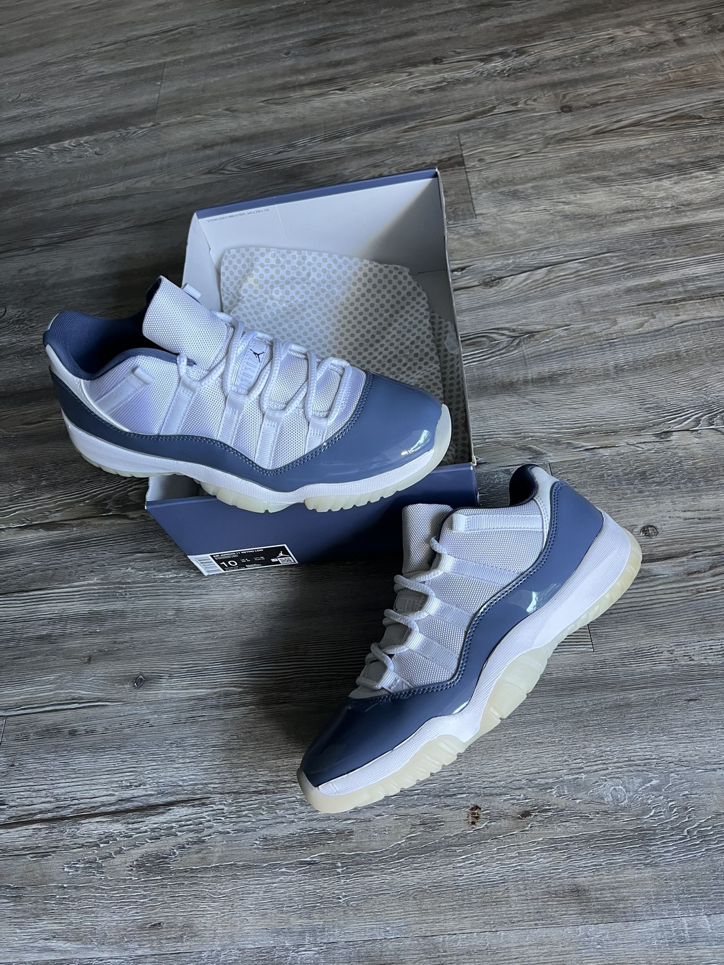 Jordan 11 Low Diffused Blüe