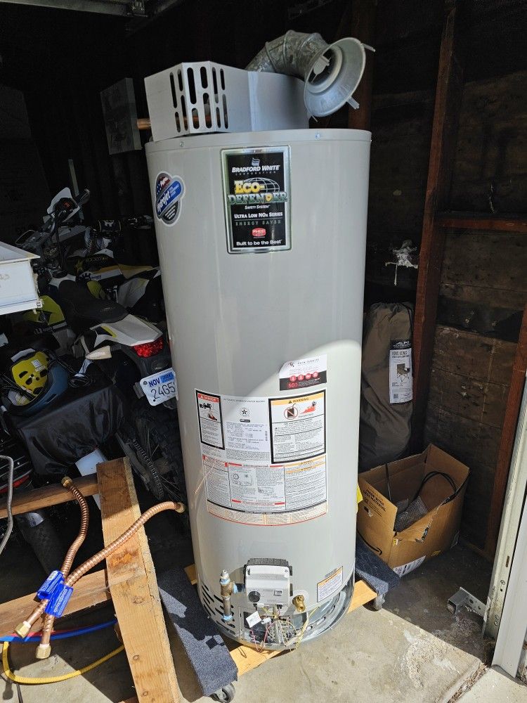 50 Gallon Bradford White Water Heater for Sale in San Diego, CA OfferUp