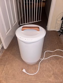 Towel warmer and clothes warmer