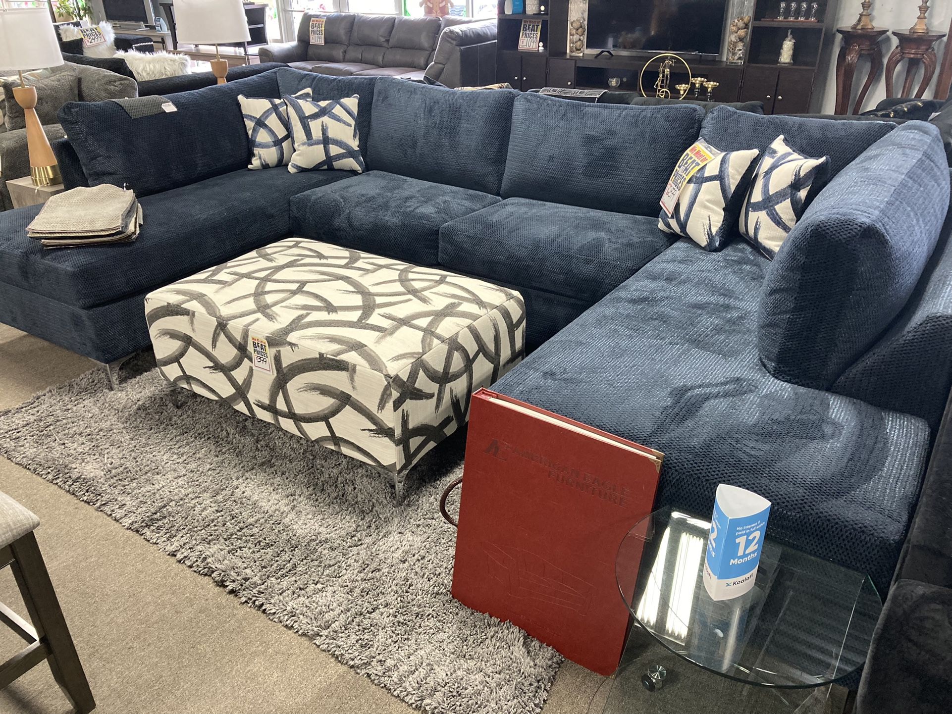 Lovely Sectional In Many Colors ✨💙 Easy Financing Available ✨✅