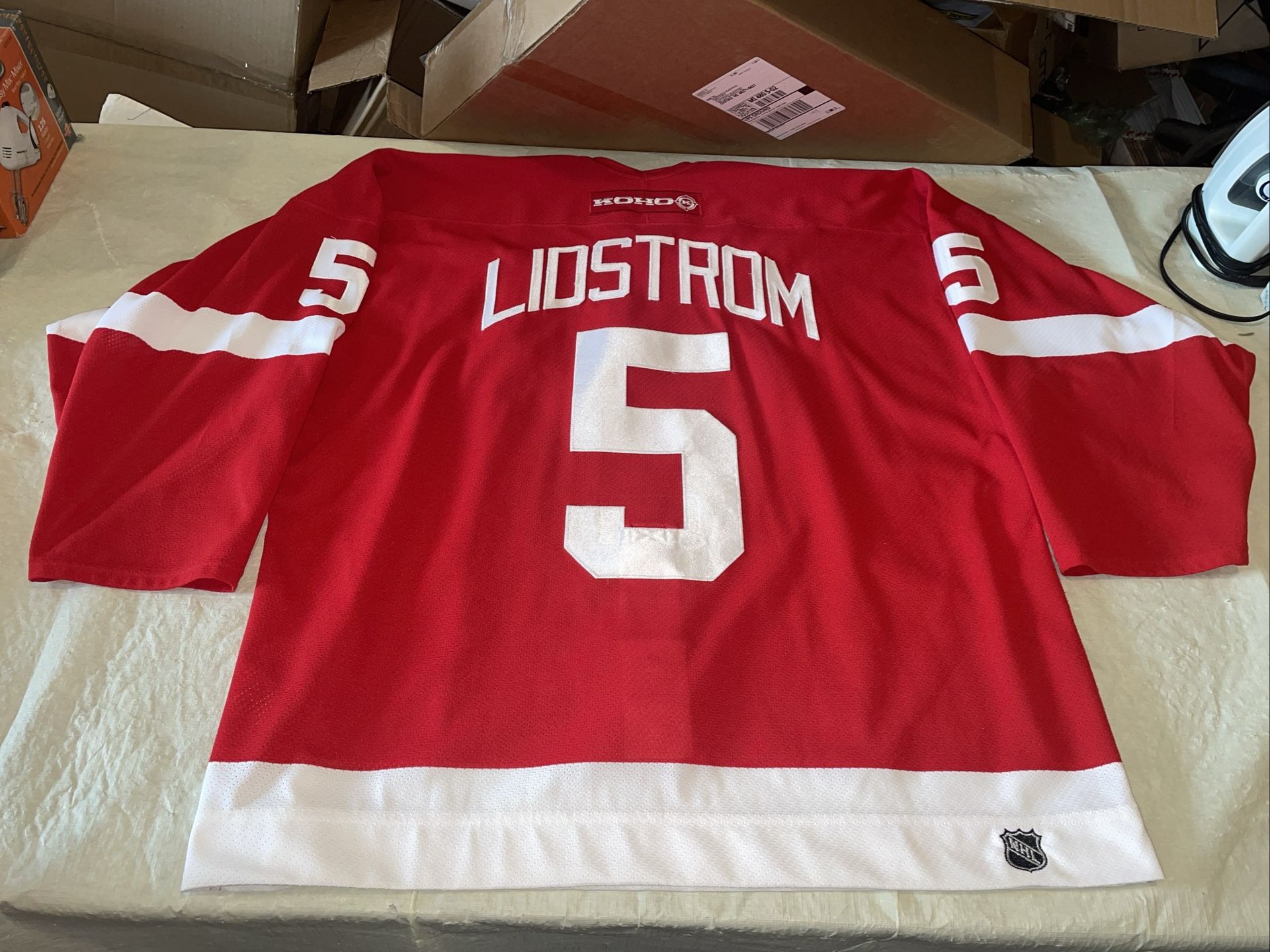 Authentic Nicklas Lidstrom Koho Detroit Red Wings Jersey Mens 56 Mic Clean Sewn