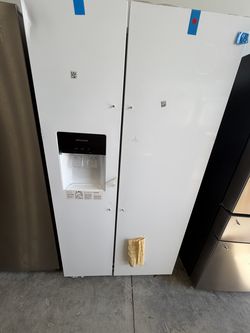 Refrigerator open box