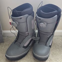 Snowboard Boots - Vans Aura OG 10.5 Wide