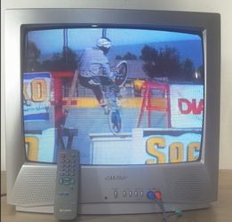 Sharp 19” CRT Color TV w/ Remote Retro Gaming Composite Hookup