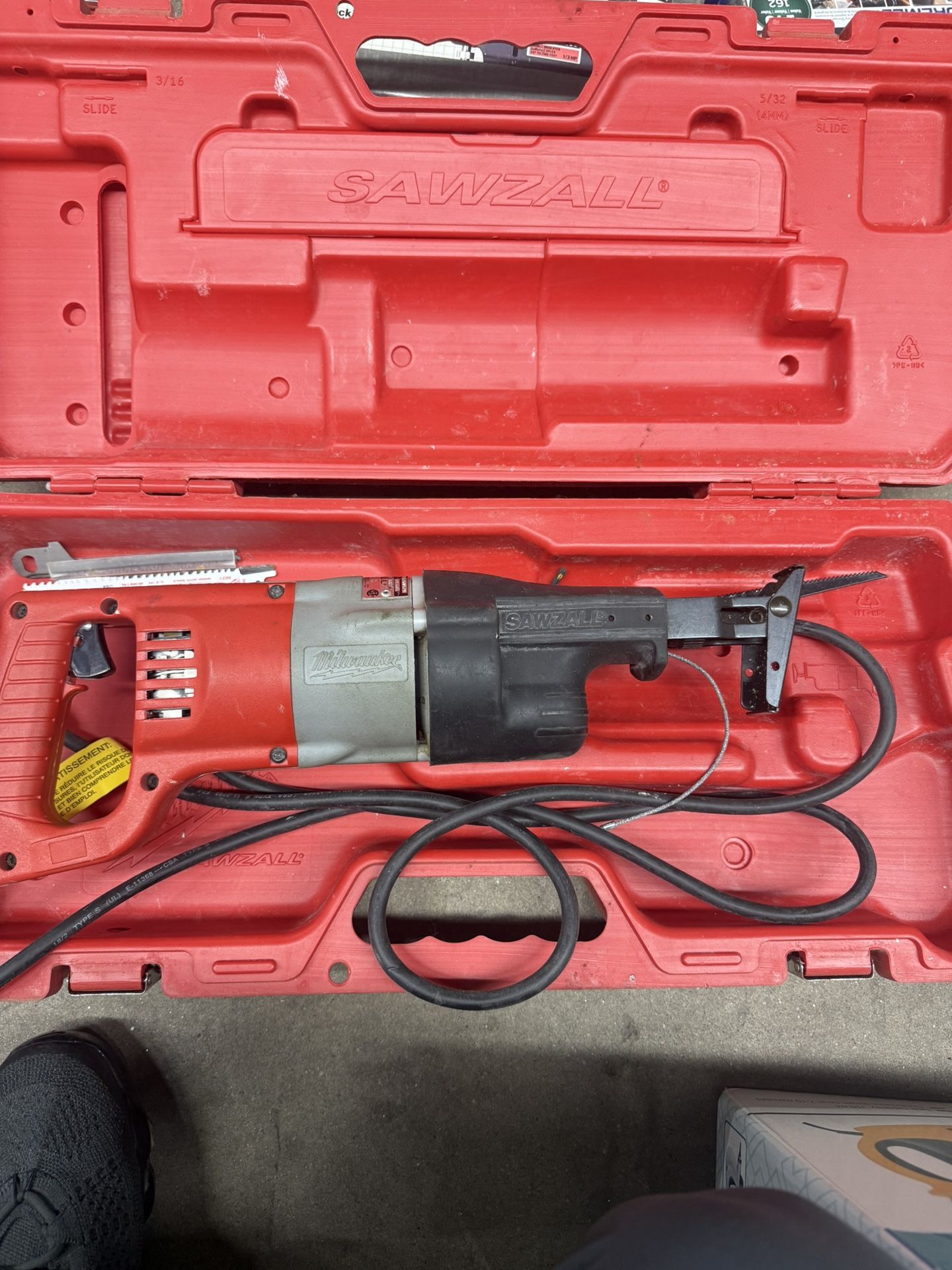 Milwaukee 6519-21 8.5-AMP Corded Sawzall Reciprocating Saw,milwaukee, Milwaukee Sawzall