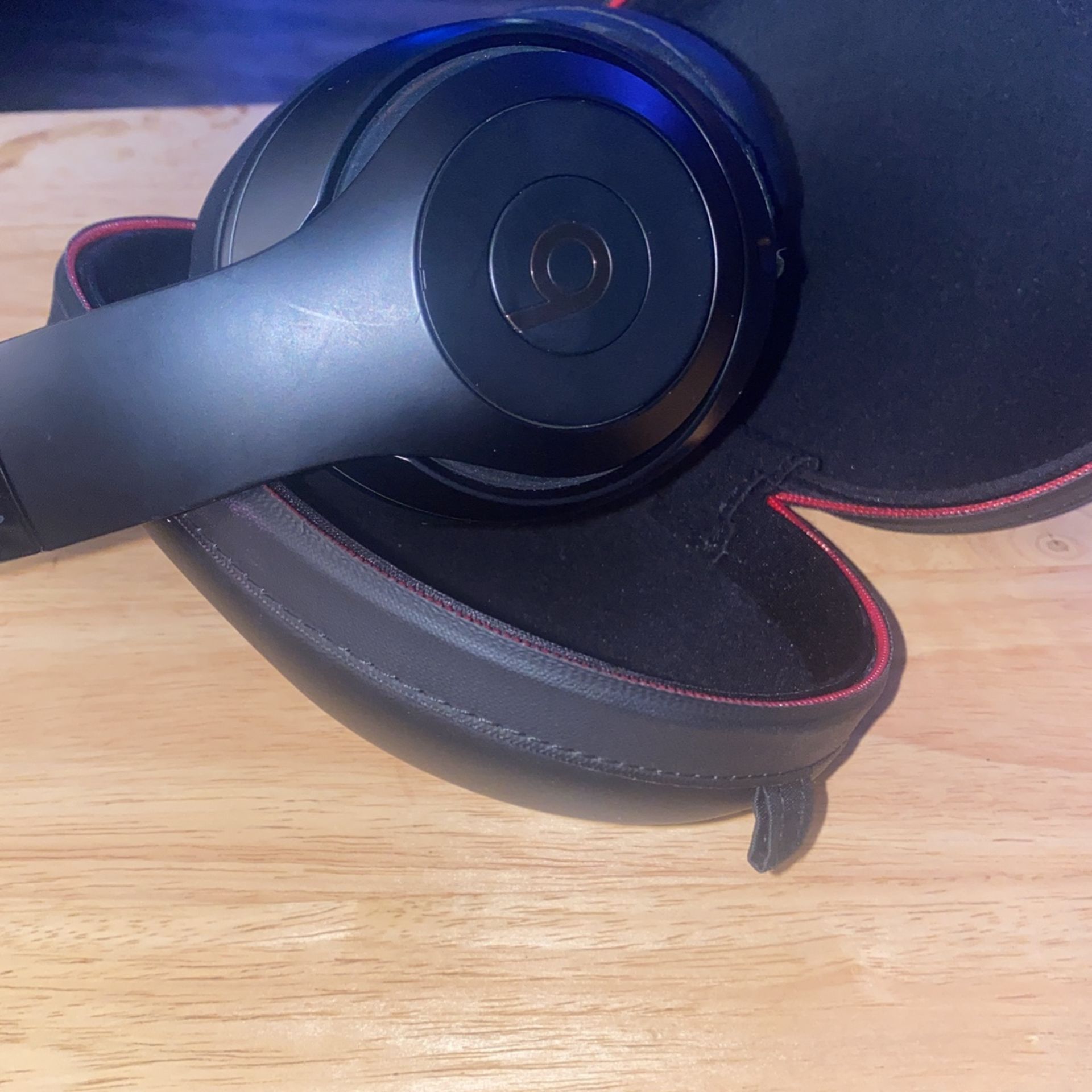 Beats Studio Pro-Wireless Noise Cancellation Headphones
