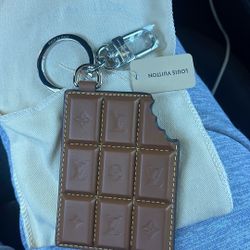 LOUIS VUITTON CHOCOLATE BAR KEY CHAIN
