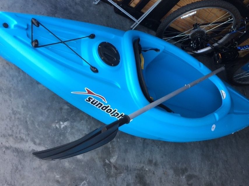 8’ Sundolphin Kayak New!!!! Paddle Included