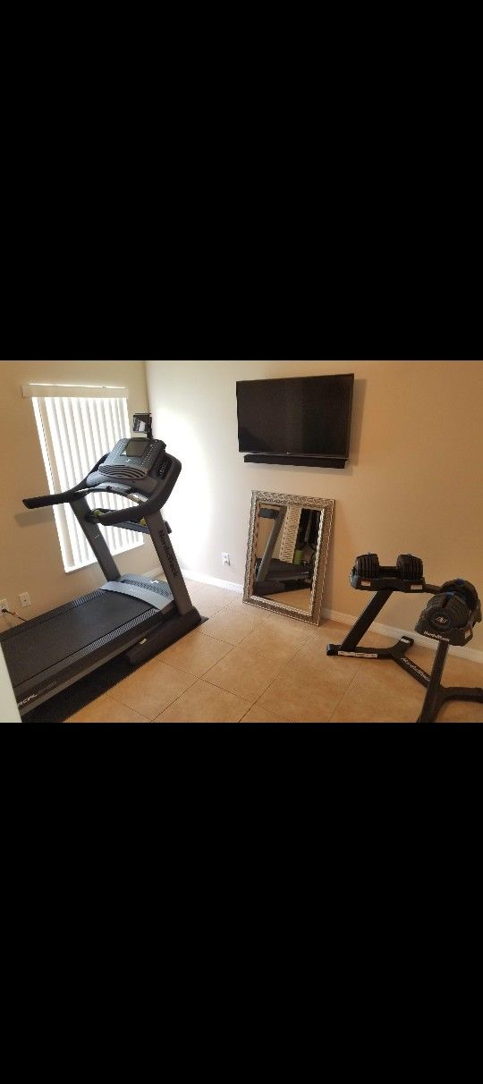 Nordic Track Commercial 2450 Treadmill