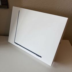 13” Apple MacBook Air laptop m4 chip 16gb 256gb 