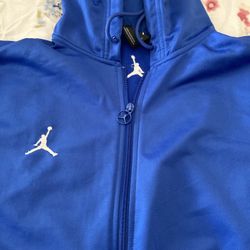 Jordan zip up jacket with hood – men’s large