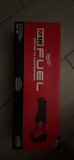 MILWAUKEE M18 FUEL Sawzall
