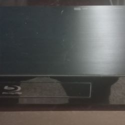 SAMSUNG BLU RAY PLAYER (No Remote)
