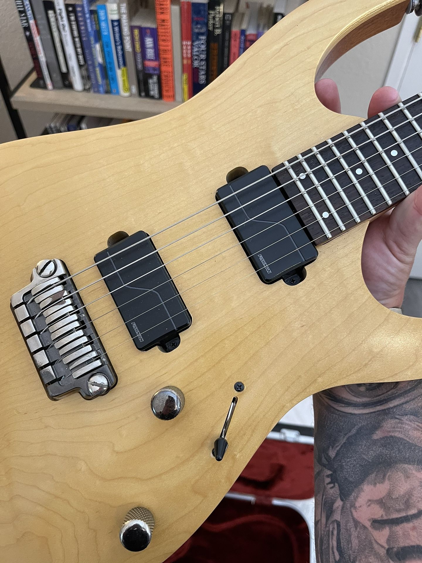Ibanez RGA121 NTF Prestige