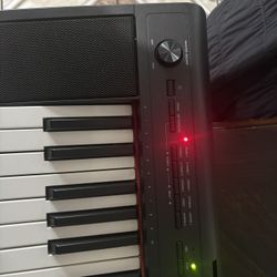 Yamaha Keyboard