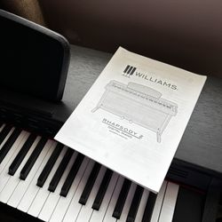 Williams Rhapsody 2 El Piano With Stool