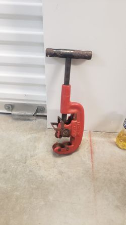 REED Metal Pipe Cutter 2"-4"