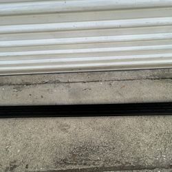 Chevy Silverado GMC Sierra  Rear Tailgate Top Cover Protector Black 2007 - 2013 New Nuevo 