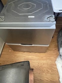 New Out Of Box Washer  / Dryer Pedestal W/ STORAGE DRAWER UNDERNEATH Grey, Silver, Gray   