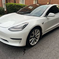2018 Tesla Model 3 Long Range