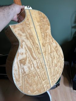 Ibanez EW20ASENT1202 Electric Acoustic Guitar W SKB Hard Case for
