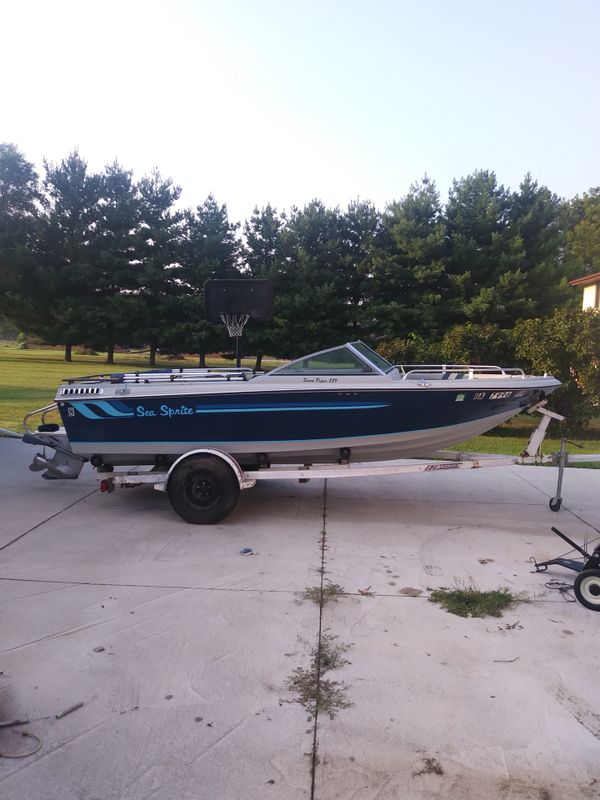 1984 18ft. 8 passenger boat