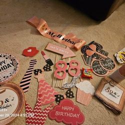 **FREE 50TH BIRTHDAY DECORATIONS