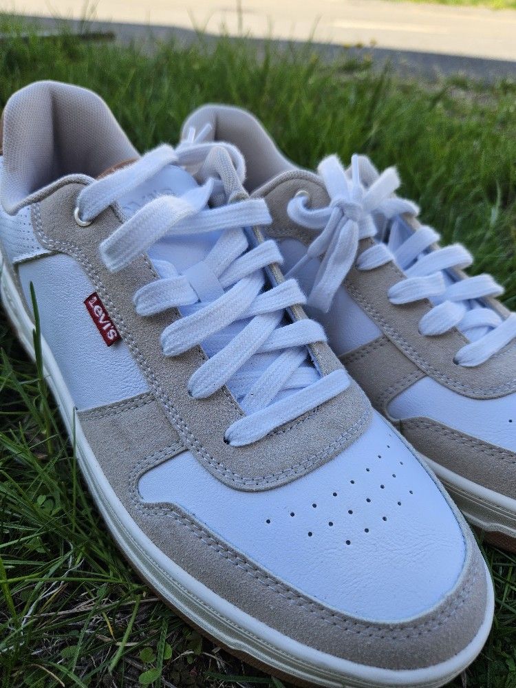 Levi Sneakers Size 10 Men