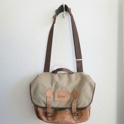 L.L.Bean Freeport , Maine  Canvas/leather Hunting Hand Shoulder Bag Vintage 