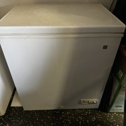 GE FREEZER