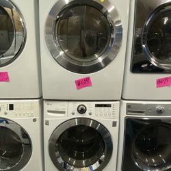 SET WASHER AND DRYER FRONT LOAD WHITE LG GAS 27” Inch Width 