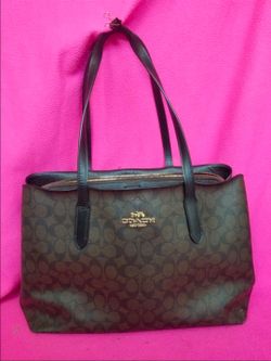 Coach tote bag - brown color &measurements are on pics
