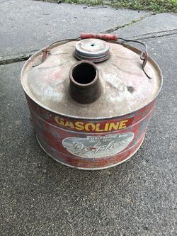 Delphos gas can