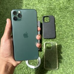 iPhone 11 Pro Max 64GB Green Mint Condition!