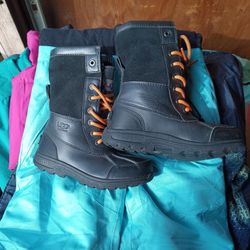 UGG Snow Boots 