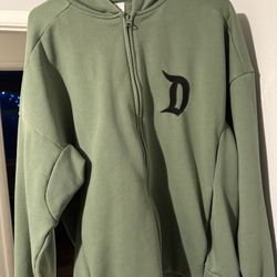 Disneyland Hoodie Size Medium