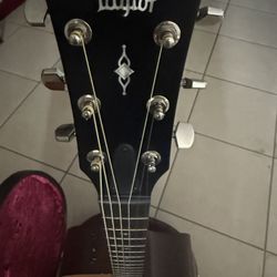 Taylor V-Class 314 Acoustic Electric w/ Hard Case