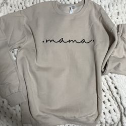 Crew neck “Mama” Sweatshirts 