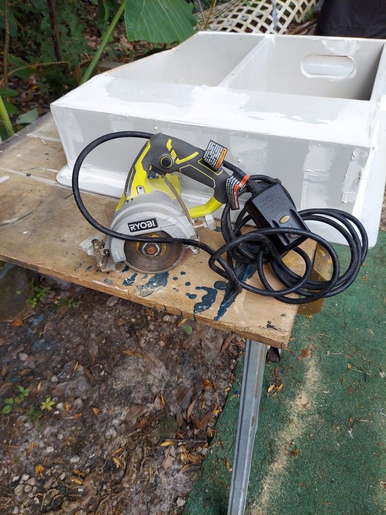 Ryobi Wet Saw