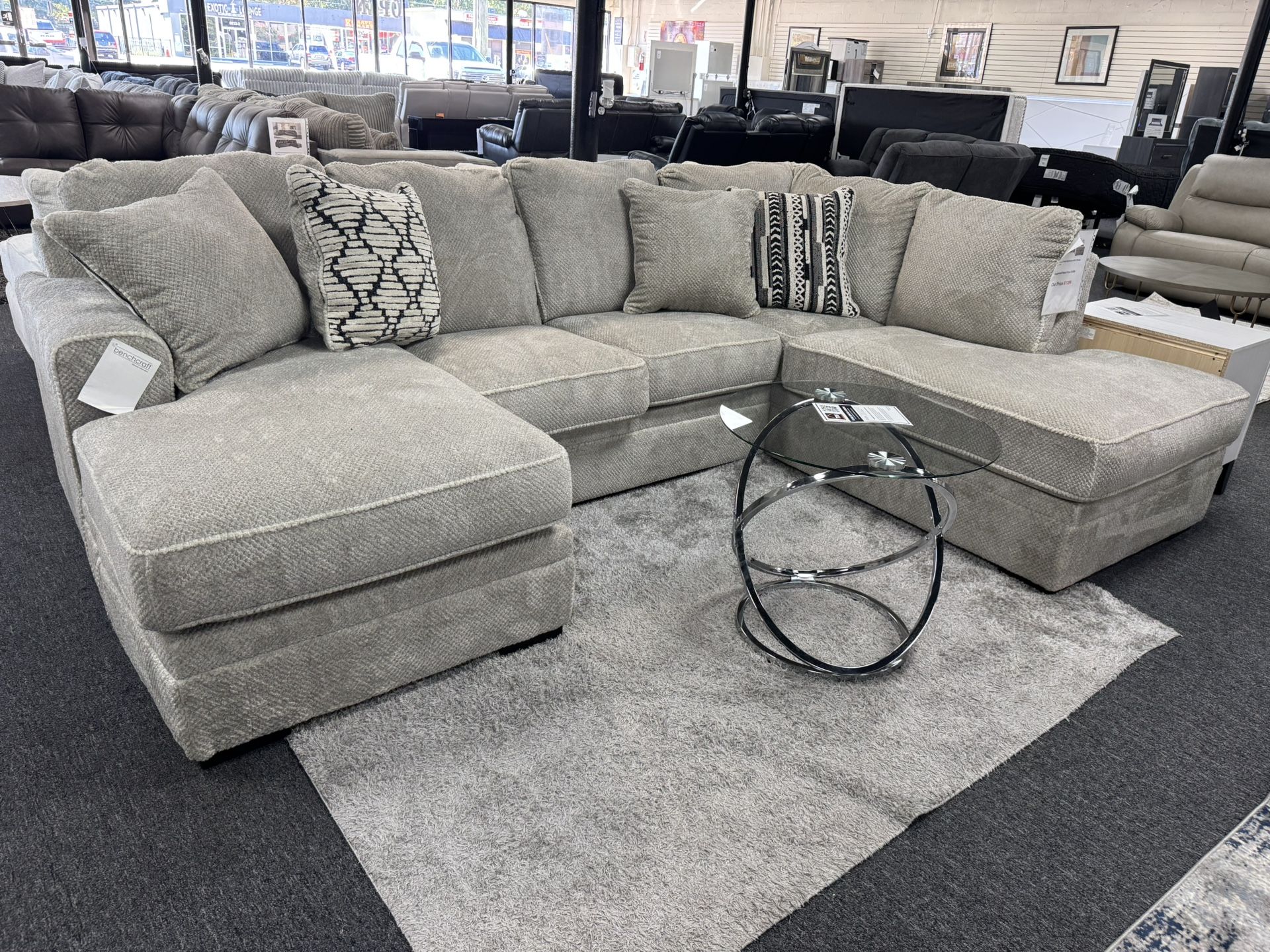 Double Chaise Sectional. 🚚WE DELIVER🚚