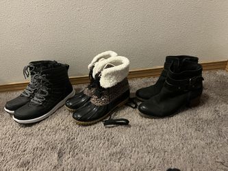Women’s Boots Lot
