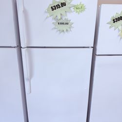 GE Apartment refrigerator 16 cubic ft -ALKA#8114