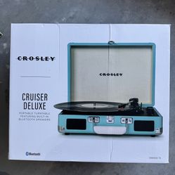 Crosley Cruiser De Luxe Portable Turntable Bluetooth