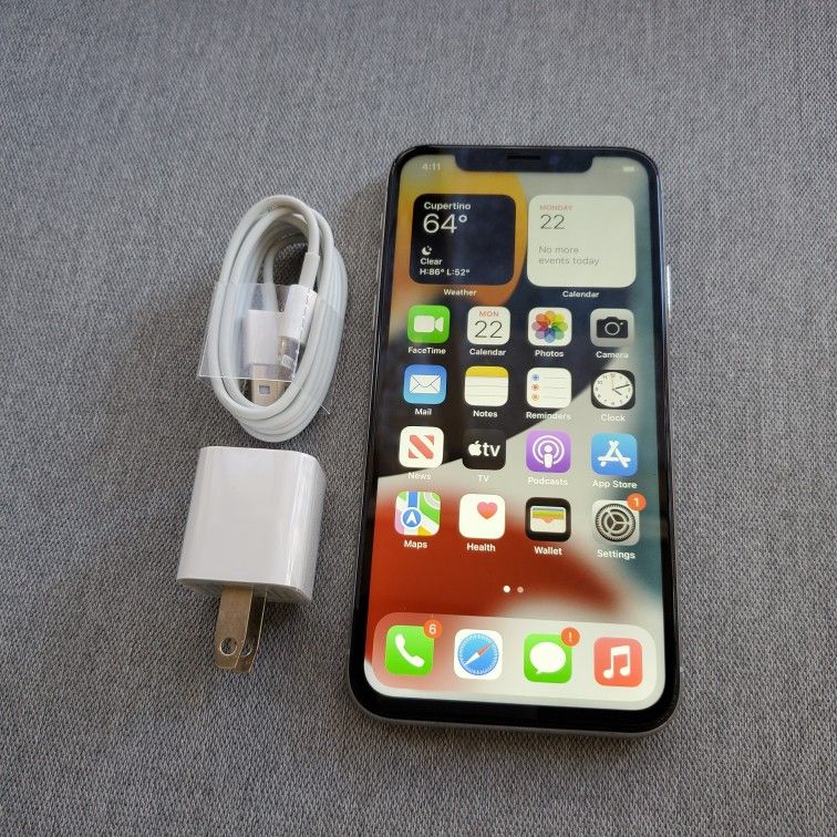 iPhone X - UNLOCKED - Like New