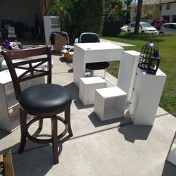Yard Sale Furniture 5-15$