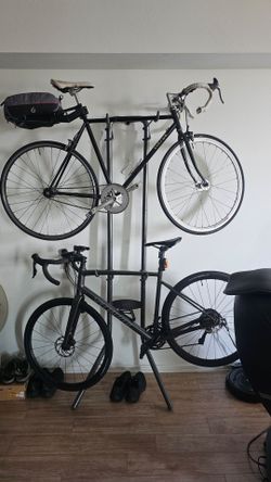 Virtue Road Bike - Steel Frame, Great Condition Mechanically - $150