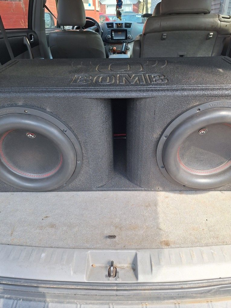 Car Audio System Audio Pipe 4 Stack 12 Inch Subs Ds18 6.5 Loud Specker Nvx Xad.15 5000 Watt Amp