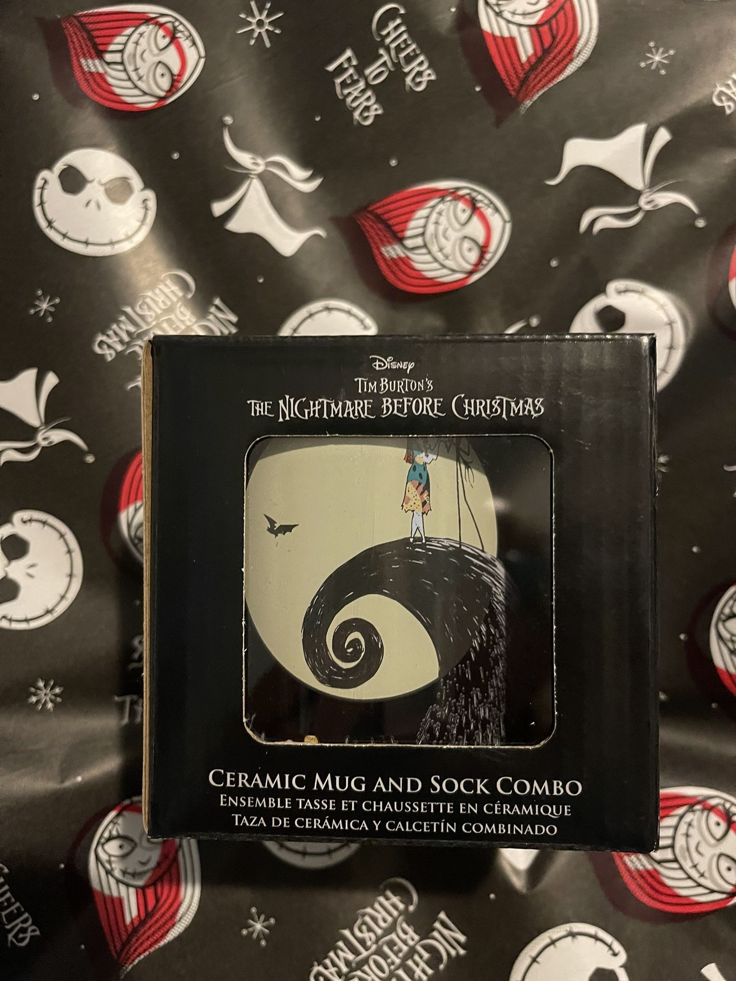 Nightmare Before Christmas Cup And Sock Set Great Christmas Gift